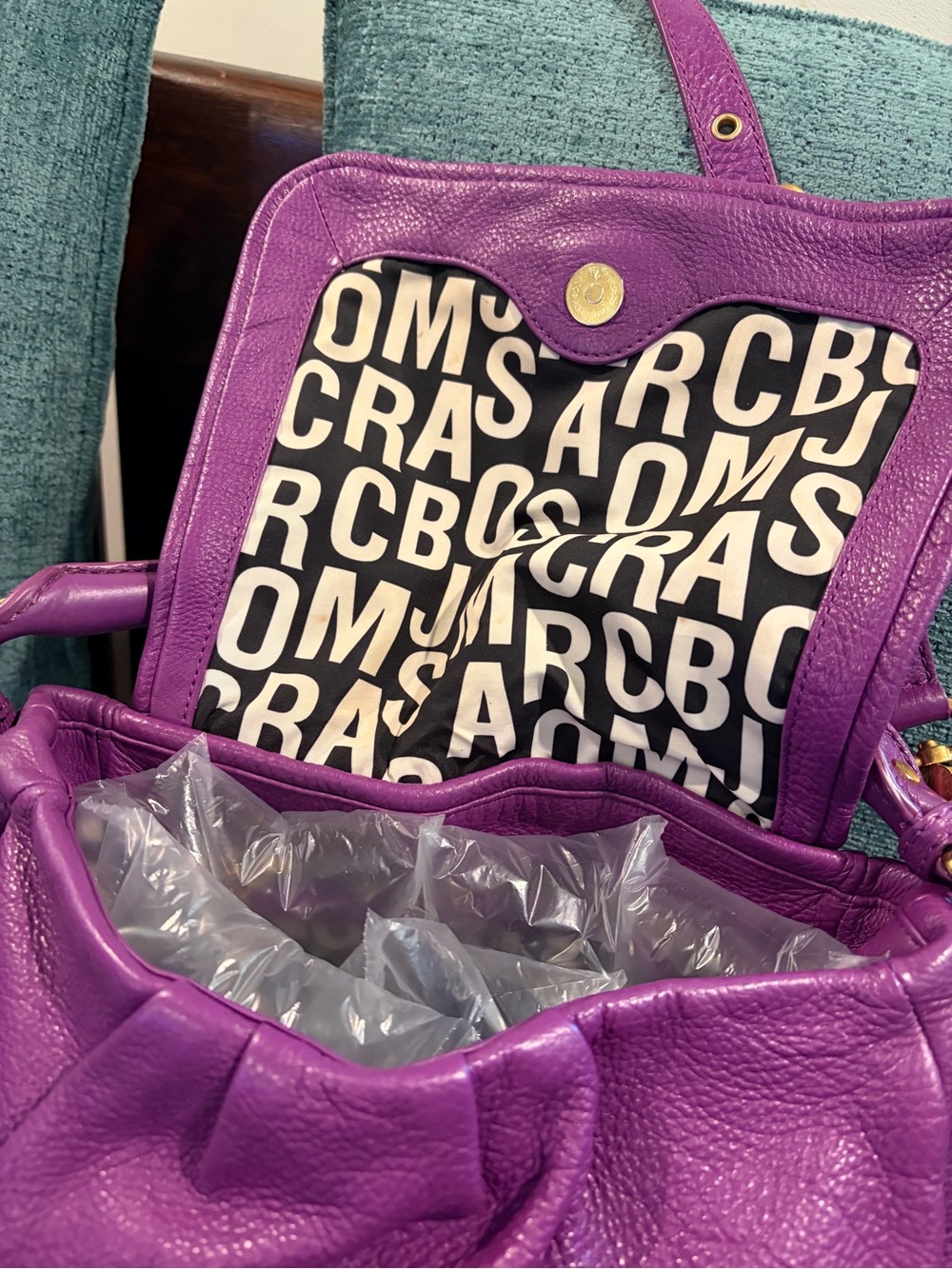 Marc Jacob’s Purple Leather Shoulder Bag - Picture 5 of 6